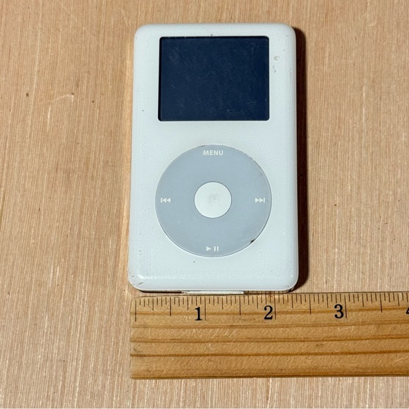 Apple iPod Classic Model-A1059 20GB BROKEN White Bad Battery “Parts/Repair” Read - Picture 10 of 10